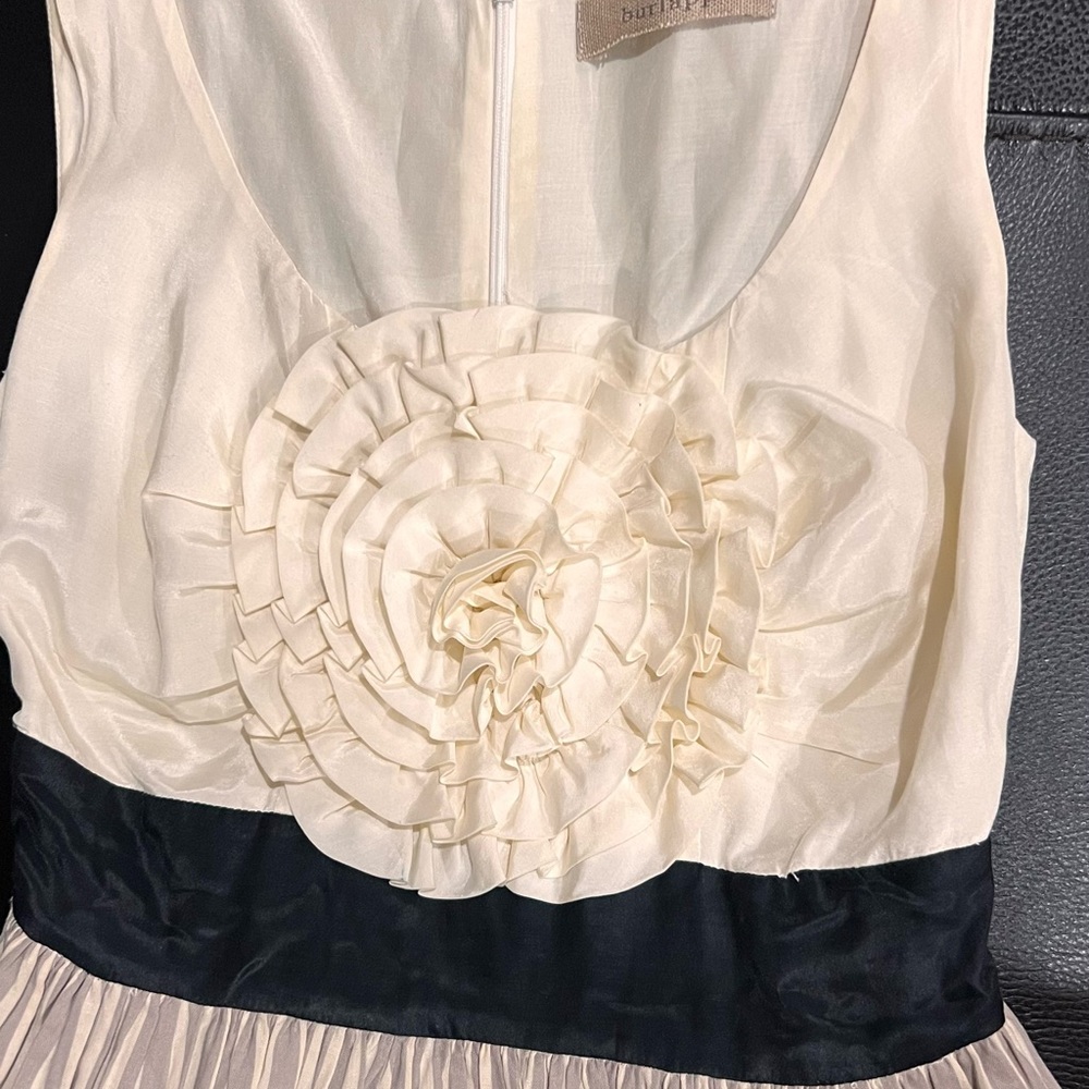 Anthropologie silk linen Boutonniere Flower Dress size Small